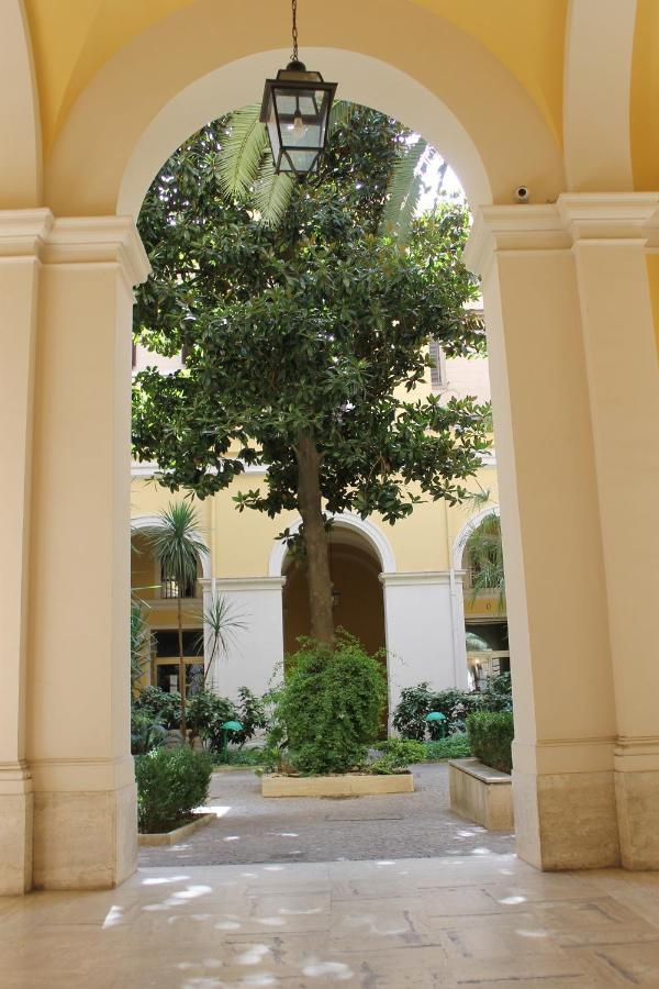 Little Rose Haven Hotel Rome Exterior photo